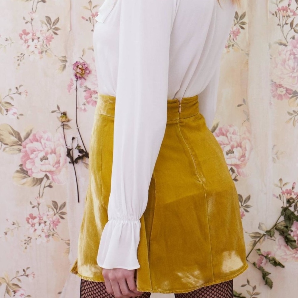 claire ruffle blouse - Picture 4 of 4